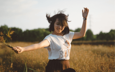 10 Products You Need To Pack For Your Luxury Summer Travel